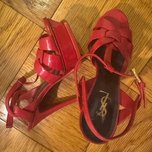 YSL Iconic Tribute Sandal- Patent Leather Red - Picture 3 of 6